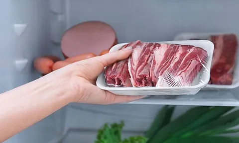 Mẹo bảo quản thịt trong tủ lạnh an toàn cho sức khỏe, chị em nội trợ nên lưu ý